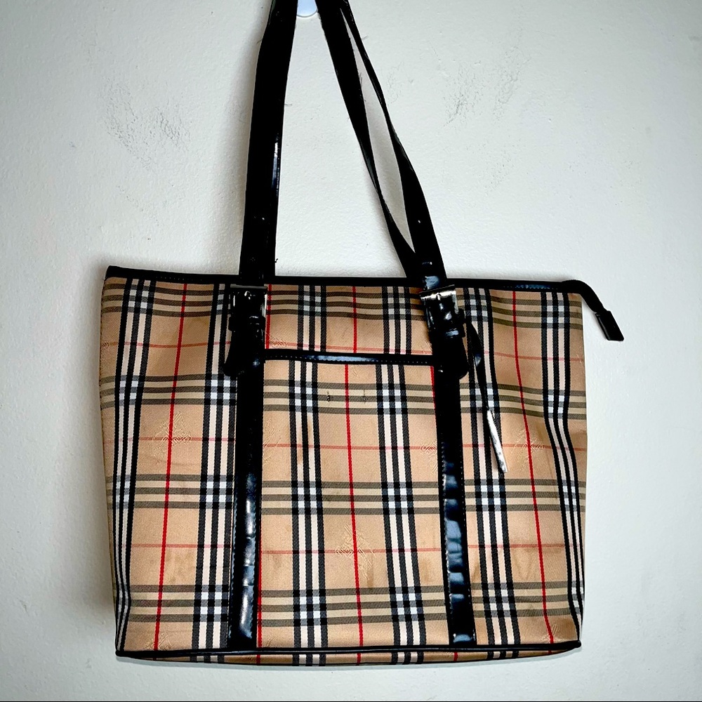 Burberry large nova check tote bag